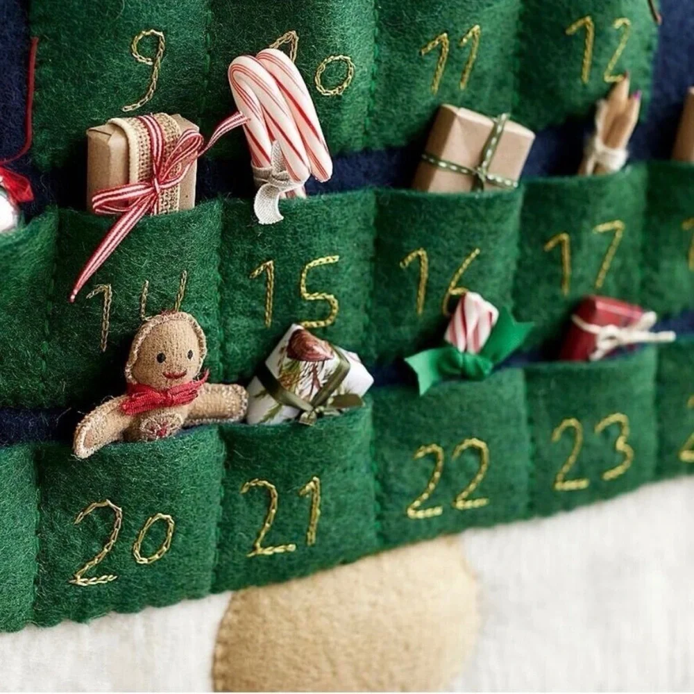 NWT POTTERYBARN  Wool Gnome Hanging Advent Calendar